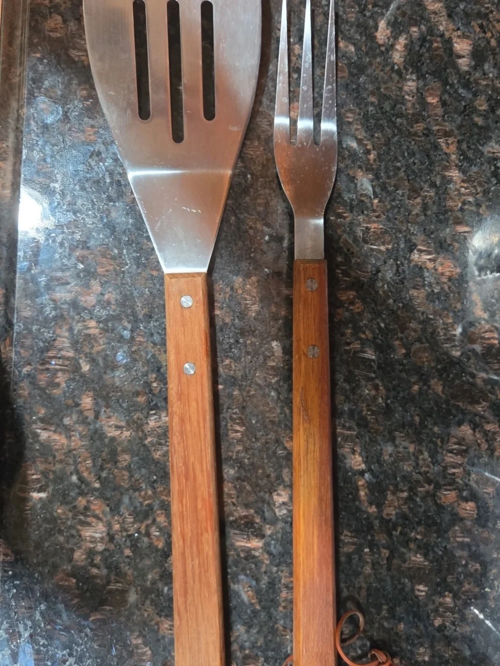 Wood-Handle Stainless Steel Spatula and Fork Set - Brown